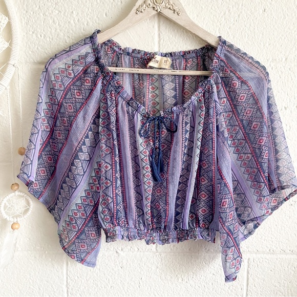 Hollister Boho Print Purple Sheer Crop Top - Picture 3 of 9